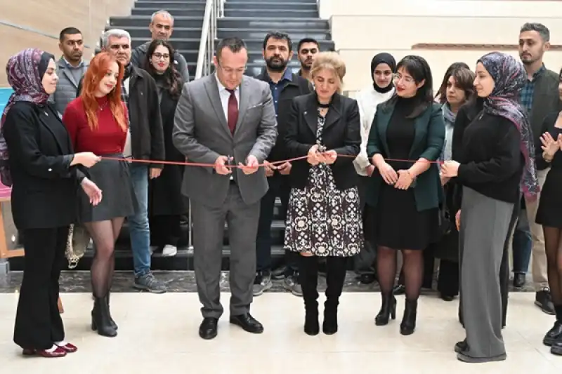 Güzel Sanatlar Eğitimi Öğrencilerinden Depreme Farklı Bir Bakış: ‘Fay Başımıza Gelenler’ 