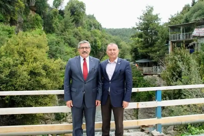 Vekil Yayman’a Ilk Tebrik Yolbaşçısı Başkan Tutar’dan