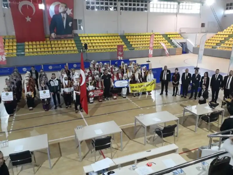 Hatay'da Halk Oyunları İl Birinciliği Yarışması Büyük Coşkuyla Gerçekleşti