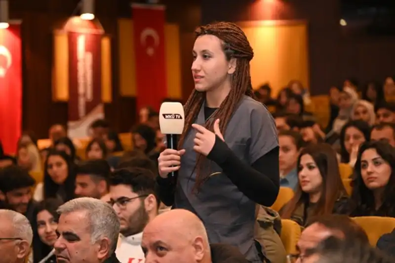 Rektör Öğrenci Buluşması: Öğrencilere Mikrofon Uzatıldı, Sorunlar Dinlendi
