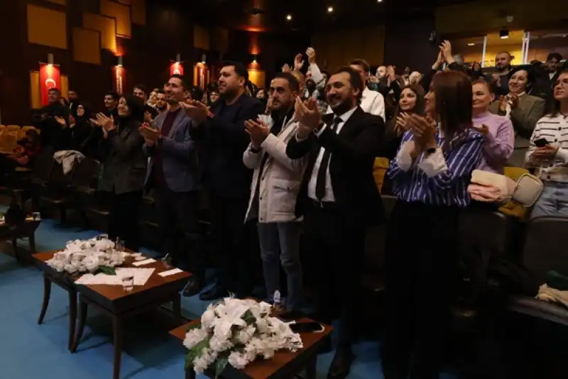 HBB Vatandaşları Sanatla Buluşturuyor
