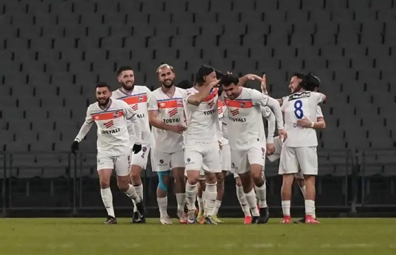 İskenderunspor Kupada Çeyrek Finalde!