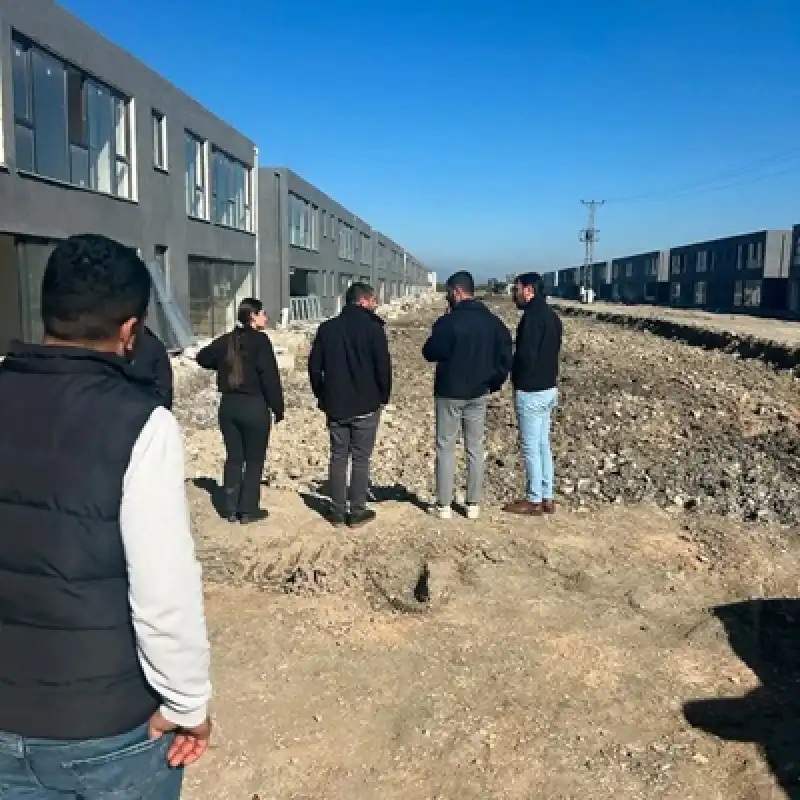 Oto Galerici Esnafı Mağdur: Yetkililere Çağrı