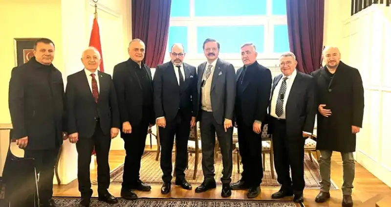 Çinçin, Polonya’da Resmi Temaslarda Bulundu