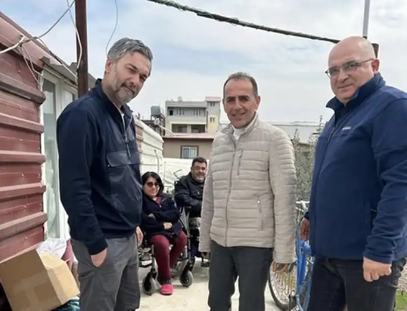 Hatay’daki Engellilere 500 Erzak Kolisi Yardım