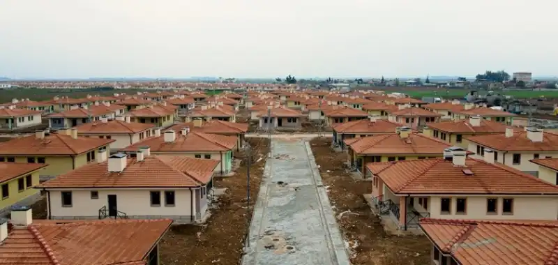 Kurum: Hatay'da Ilk Köy Uydu Kentimizi Kurduk
