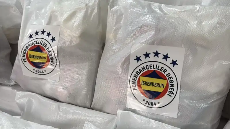 İskenderun Fenerbahçeliler Derneğinden Afetzedelere Ramazan Yardımı