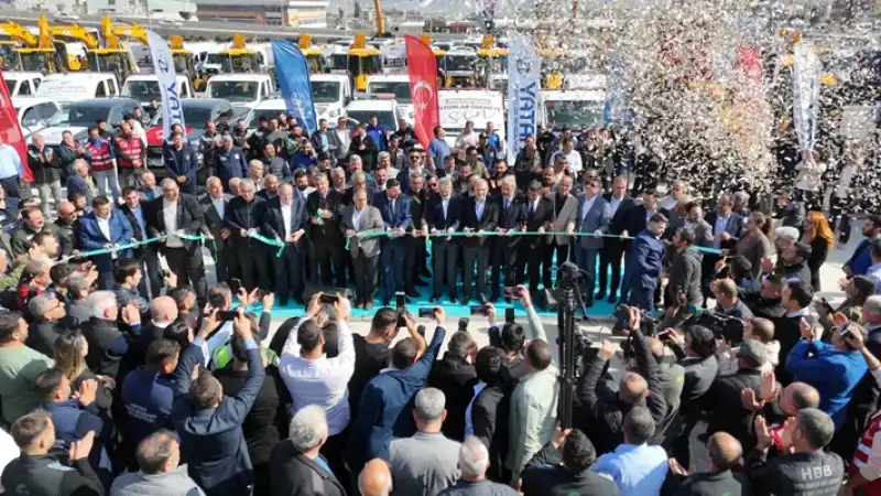 Hatay'ın Yeniden Doğuşunun Sembolü: 1000 Yeni Araçlarla Büyükşehir, Yola çıktı