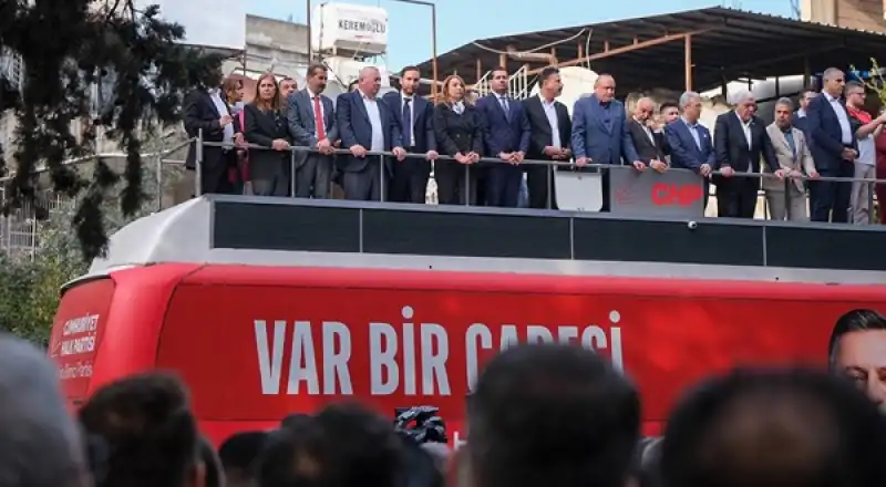 CHP Ve Halk Arsuz Ve Defne’de Güçlü Mesaj Verdi: “Suriye’deki Katliamlara Dur Dedi”