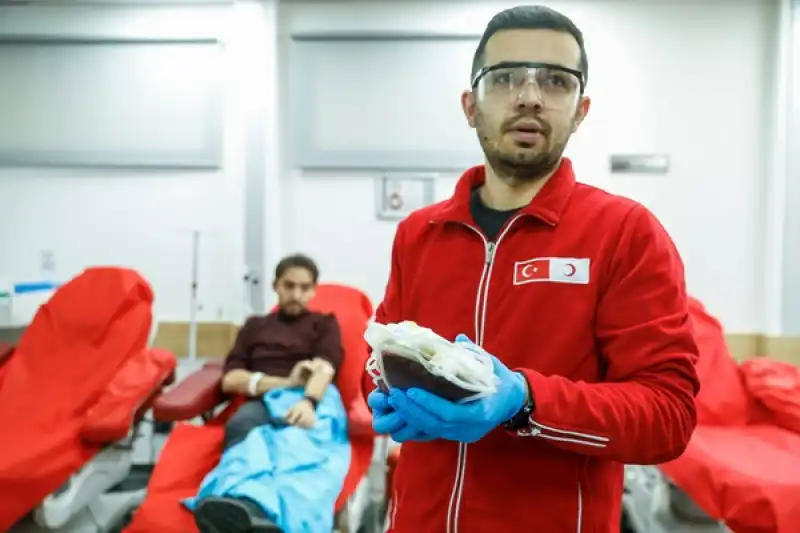 Türk Kızılaydan Iftardan Sonra Kan Bağışı çağrısı