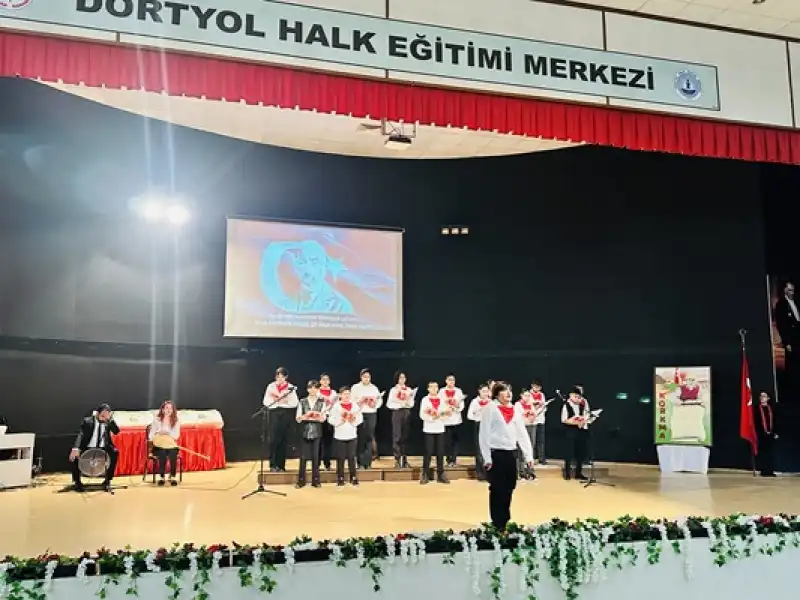 Dörtyol'da İstiklal Marşı'nın Kabulü Ve Mehmet Akif Ersoy'u Anma Günü Etkinliği Yapıldı