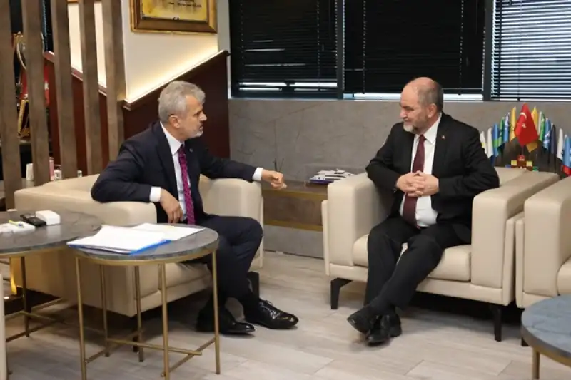 Başkan Öntürk, Şam Büyükelçisi Burhan Köroğlu’nu Ağırladı