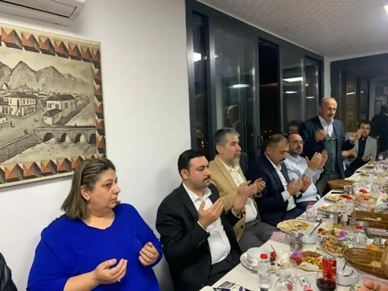 TÜRKAV Ailesi Iftarda Buluştu