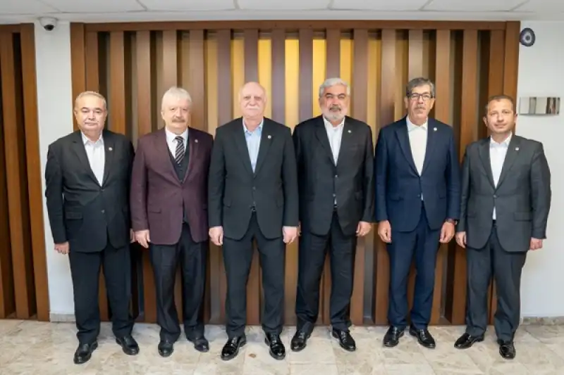 TZOB Genel Başkanı Şemsi Bayraktar, Hatay Ziraat Odaları Başkanlarını Kabul Etti