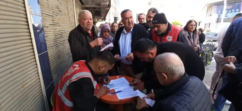 CHP’liler Ve Demokrasi Isteyenler Sandığa Koştu!