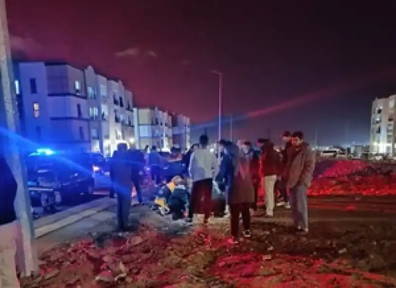 Otomobil Ile Motosiklet Çarpıştı: Genç Sürücü Yaralandı