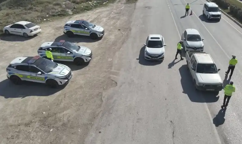 Hatay'da Ramazan Bayramı öncesi Dron Destekli Trafik Denetimleri Yapıldı