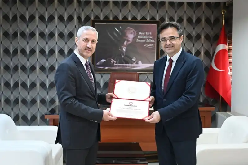 MKÜ Diş Fakültesi Dekanı Emekliye Ayrıldı
