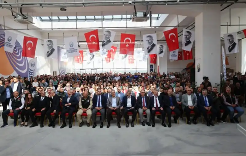 Başkan Öntürk Personeliyle Bayramlaştı