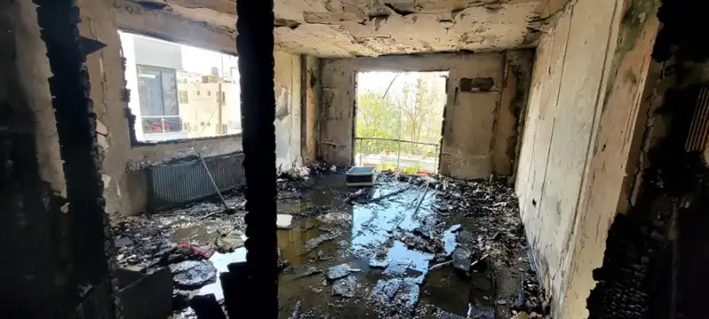 Hatay İskenderun'da Evde çıkan Yangında 2 Kişi Dumandan Etkilendi