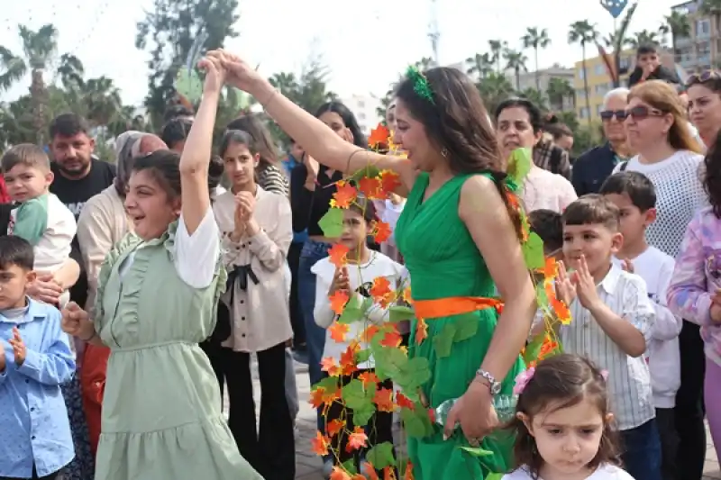 Hatay İskenderun'da Ramazan Panayırı Bayram Korteji Düzenlendi