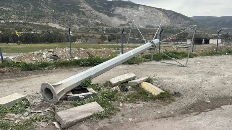 Hatay İskenderun Ve Dörtyol'da Fırtına Yaşamı Olumsuz Etkiledi
