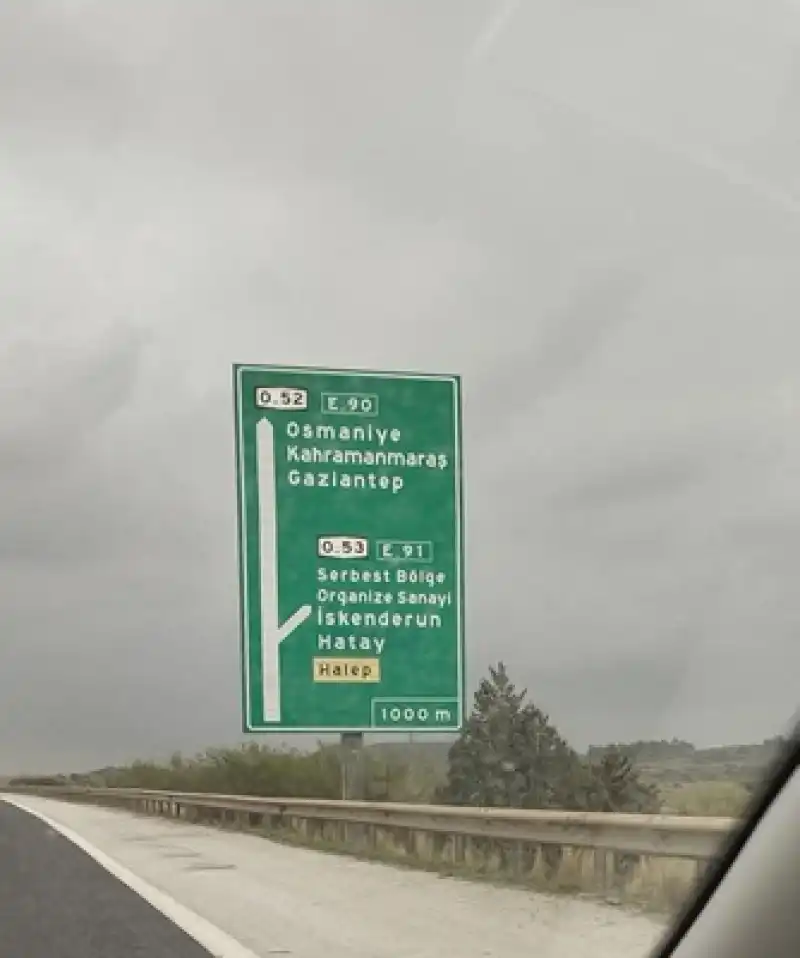 Hatay Tabelalarındaki Yanlış Yönlendirme Tepki Çekiyor
