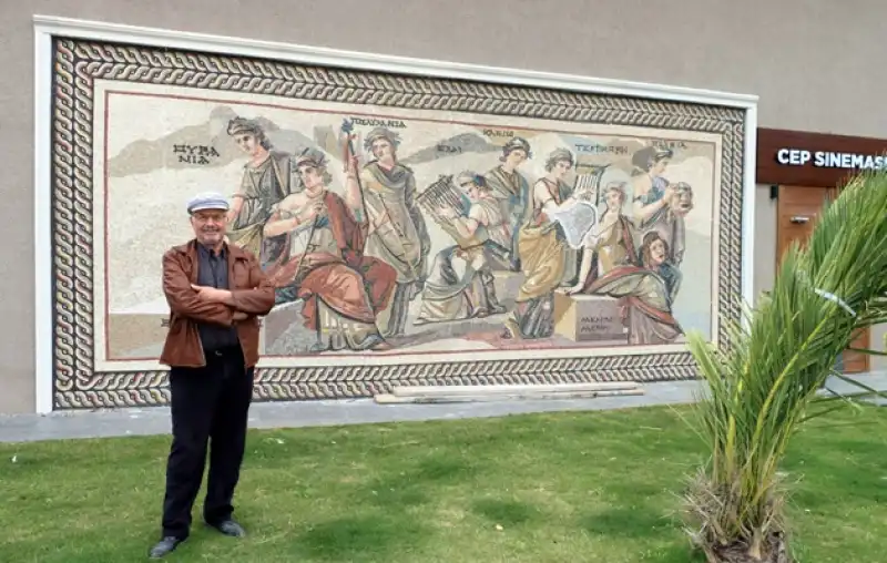 Bostancı Kardeşlerden Kültür Ve Sanat Çarşısı’na Kalıcı Mozaik Eser