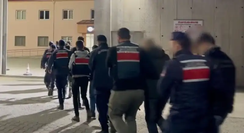 Sahte Kadın Profiliyle Dolandırıcılık!