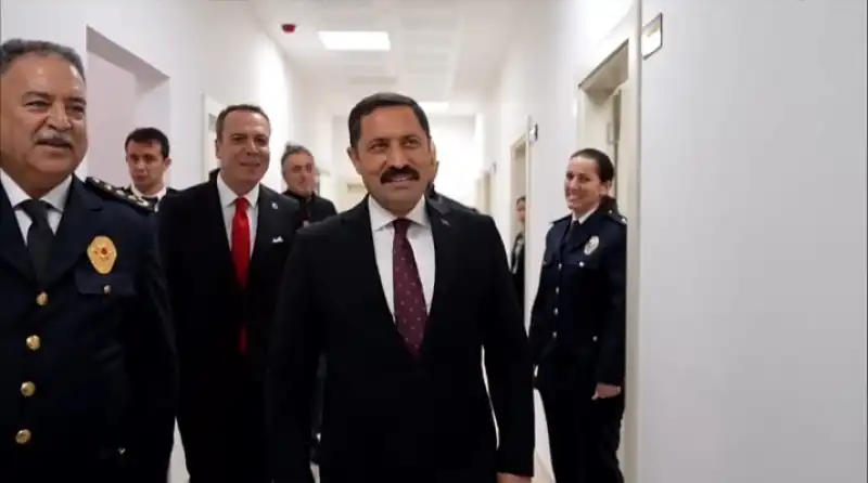 Erzin Emniyet Müdürlüğü Hizmete Girdi 