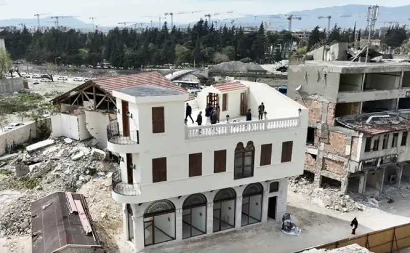 Depremde Yıkılan Hatay Edebiyat Müze Kütüphanesinin Yeniden Inşasında Sona Yaklaşıldı