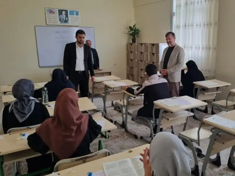 Hatay’da 2025 Yılı Umre Ödüllü Bilgi Yarışması Gerçekleştirildi