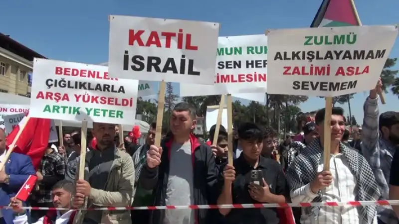 İnsanlar Ölüyor, İnsan Hakları İhlal Ediliyor!