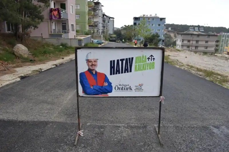 Belen Ilçesinde Asfalt çalışmaları Sürüyor