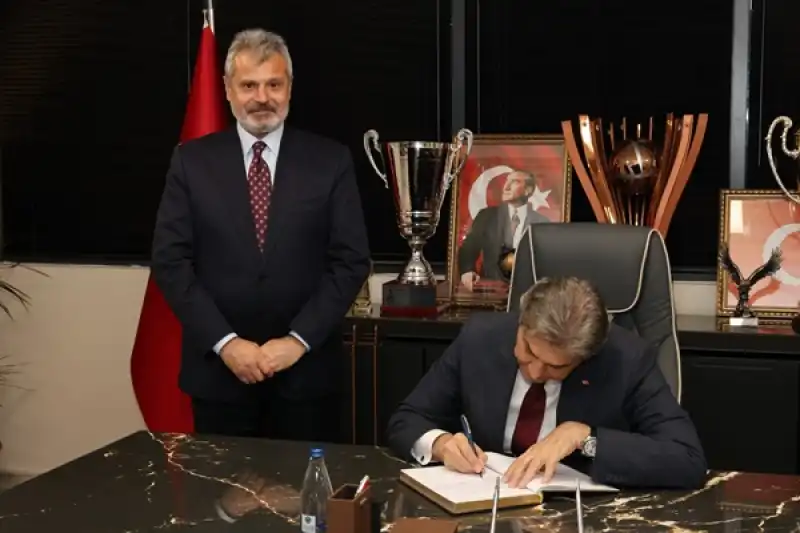Başkan Öntürk, Başkan Demir’i Makamında Ağırladı