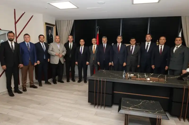 Başkan Öntürk, Başkan Demir’i Makamında Ağırladı