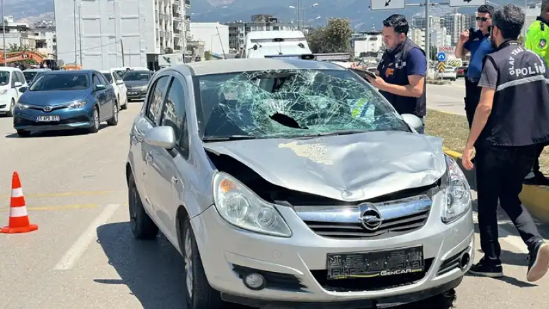 Hatay'da Otomobilin çarptığı 1 Kişi öldü, 1 Kişi Yaralandı 