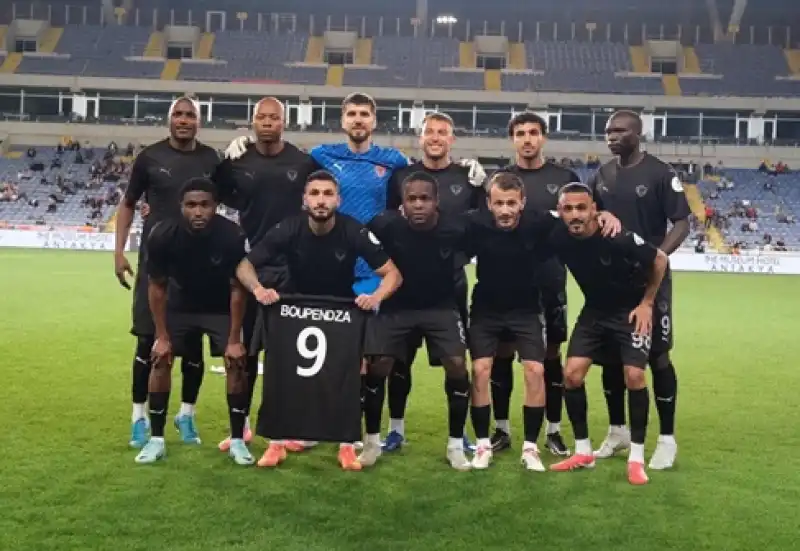 Hatayspor Bu Yenilgiyle Ligde Kalma Umudunu Kaybetti: 2-3