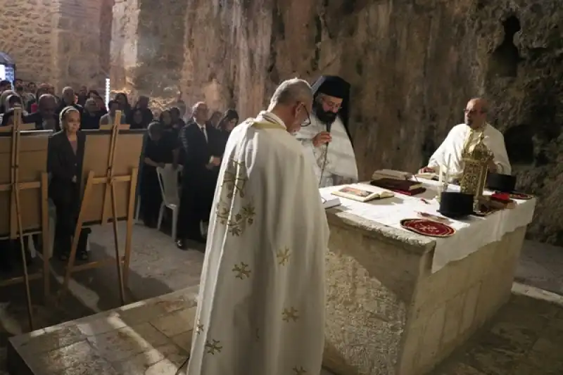 Hatay Antakya'da St. Pierre Kilisesi'nde Paskalya Ayini Düzenlendi