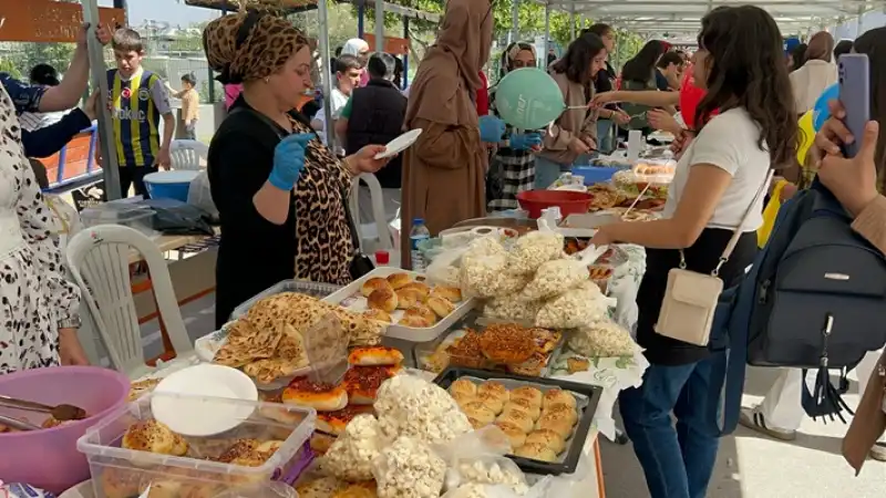 İskenderun'da Okulda şenlik Düzenlendi