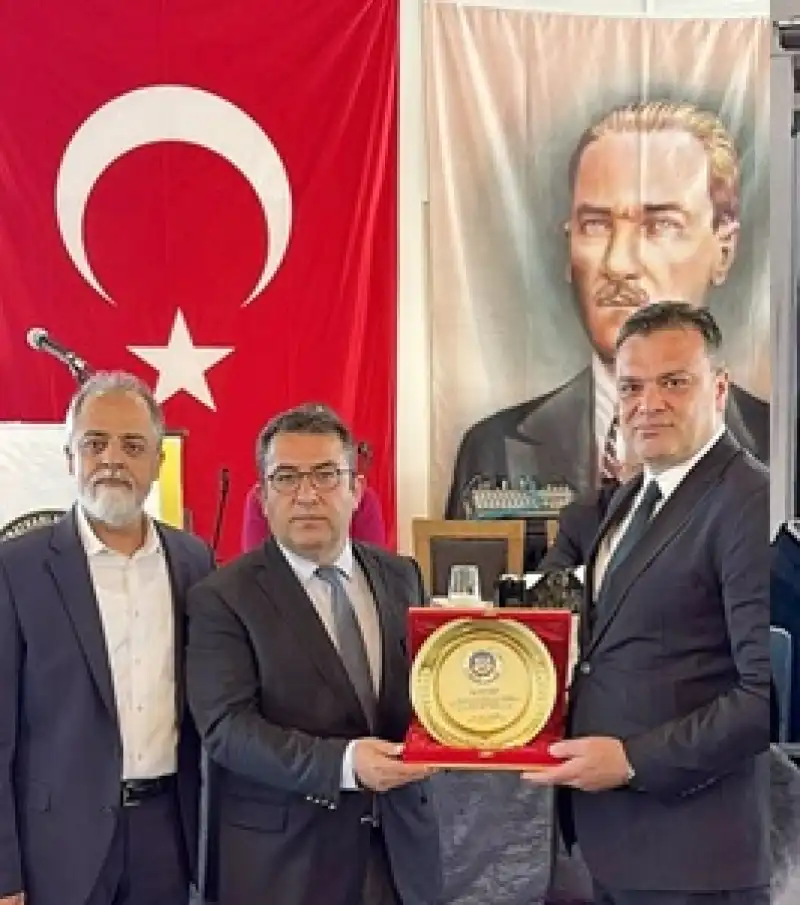 Teksöz’den Miting Gibi Genel Kurul