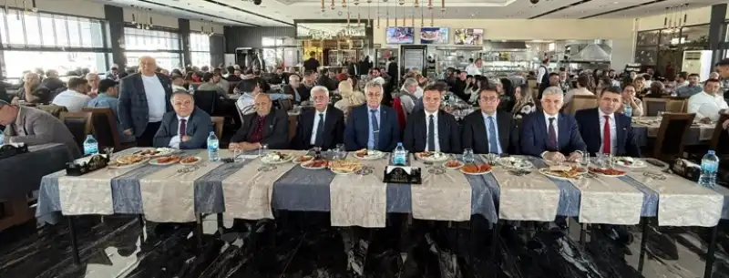 Teksöz’den Miting Gibi Genel Kurul