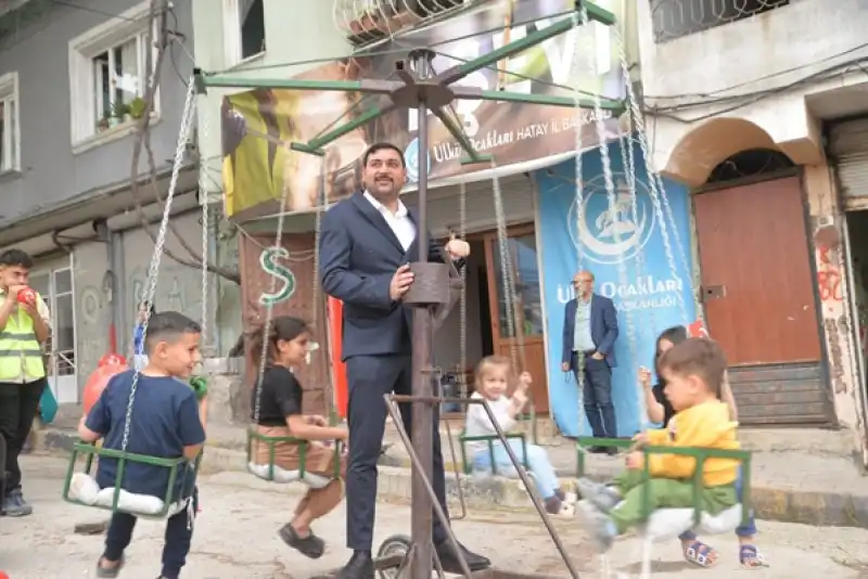 Ülkü Ocakları Hatay İl Başkanlığı’ndan 23 Nisan Coşkusu