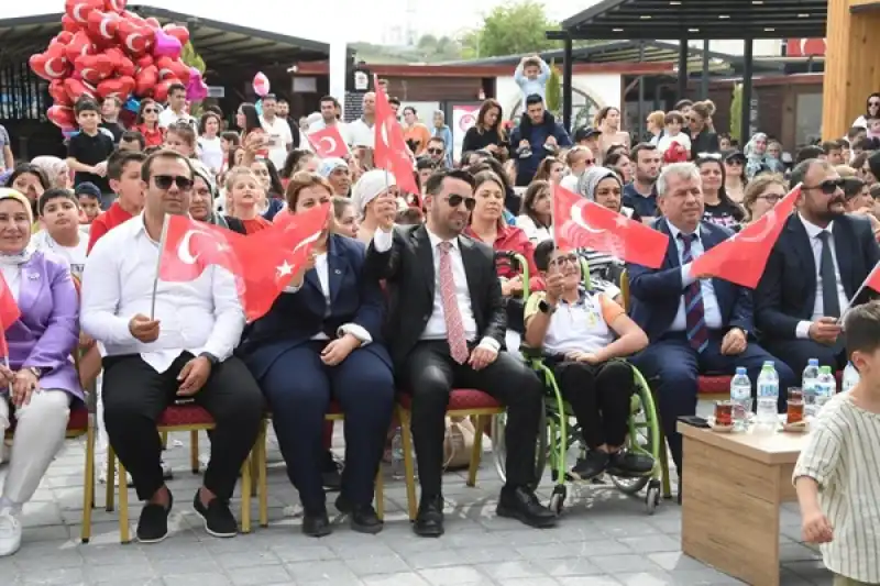 23 Nisan Ulusal Egemenlik Ve Çocuk Bayramı Coşkuyla Kutlandı