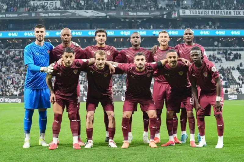 Beşiktaş Gol Yağdırdı, Hatayspor Kümeye Düştü! 5-1