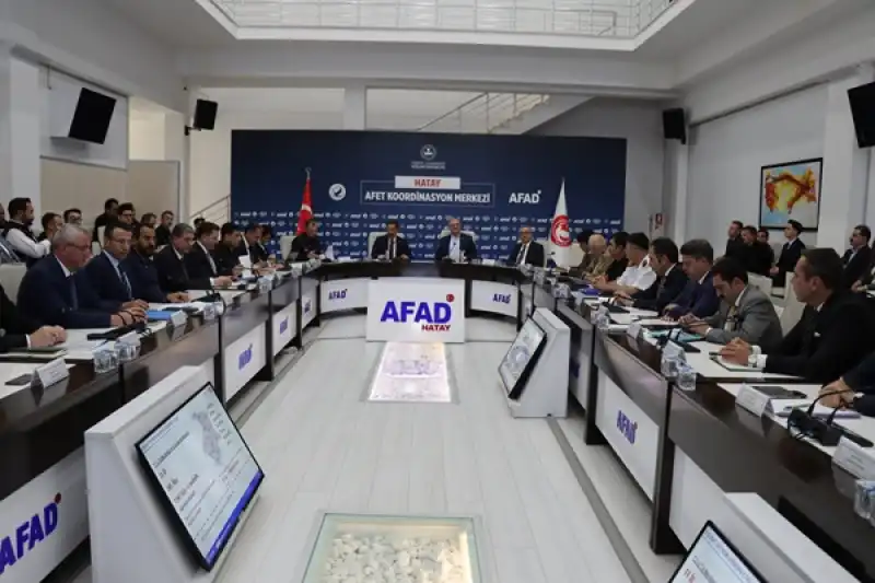 İçişleri Bakan Yardımcısı Karaloğlu, Hatay'da Incelemelerde Bulundu