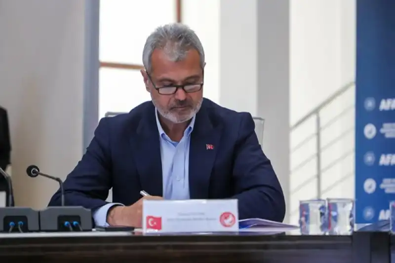 HBB Türkiye’de En Fazla Asfalt Döken Belediye Oldu!