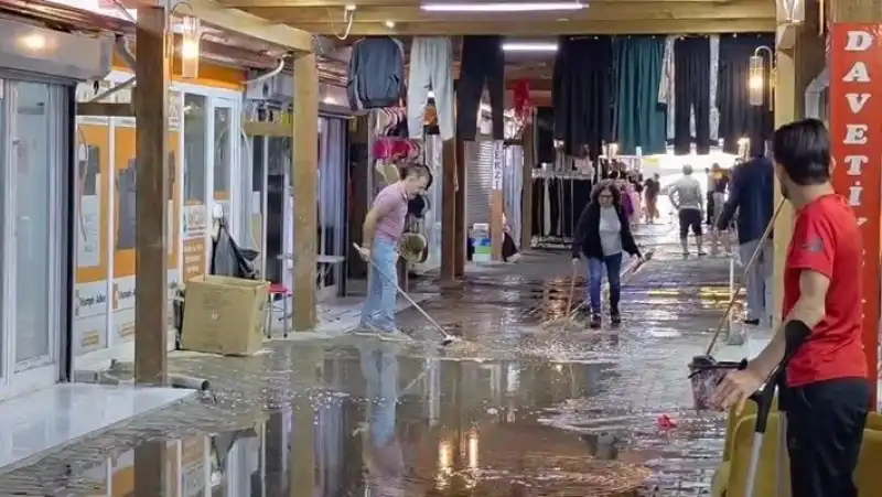 Hatay’da Nisan Yağmurları Hayatı Olumsuz Etkiledi