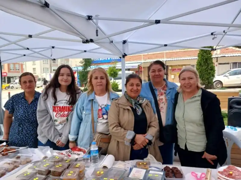 Hamarat Kadınlar Kermesi Eskişehir’de Büyük İlgi Gördü