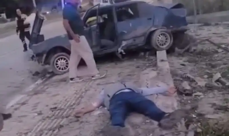 Samandağ Uzunbağ Mahallesinde Trafik Kazasında 4 Kişi Yaralandı 
